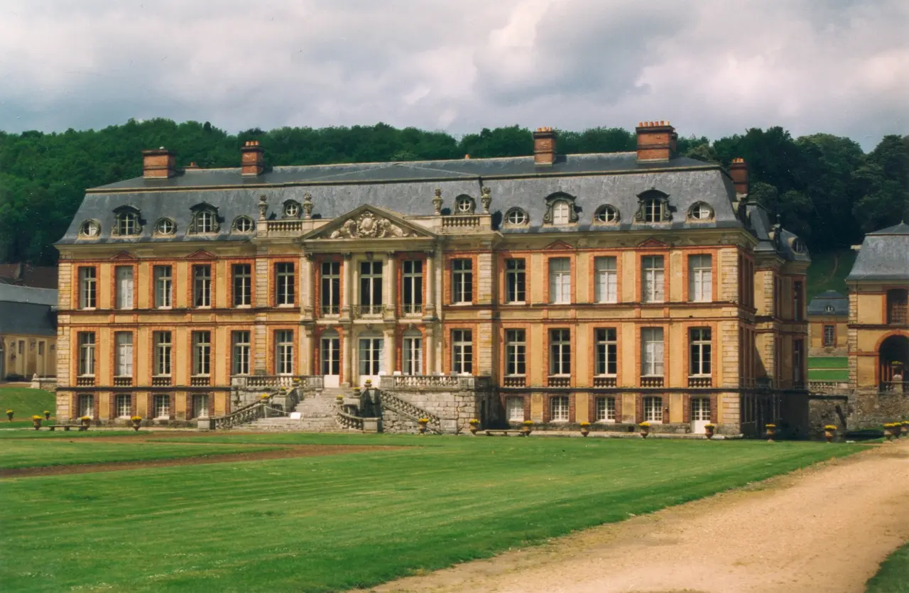 Dampierre en Yvelines Chateau 02