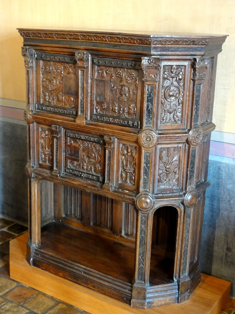 Écouen (95), château, étage, appt du connétable 8