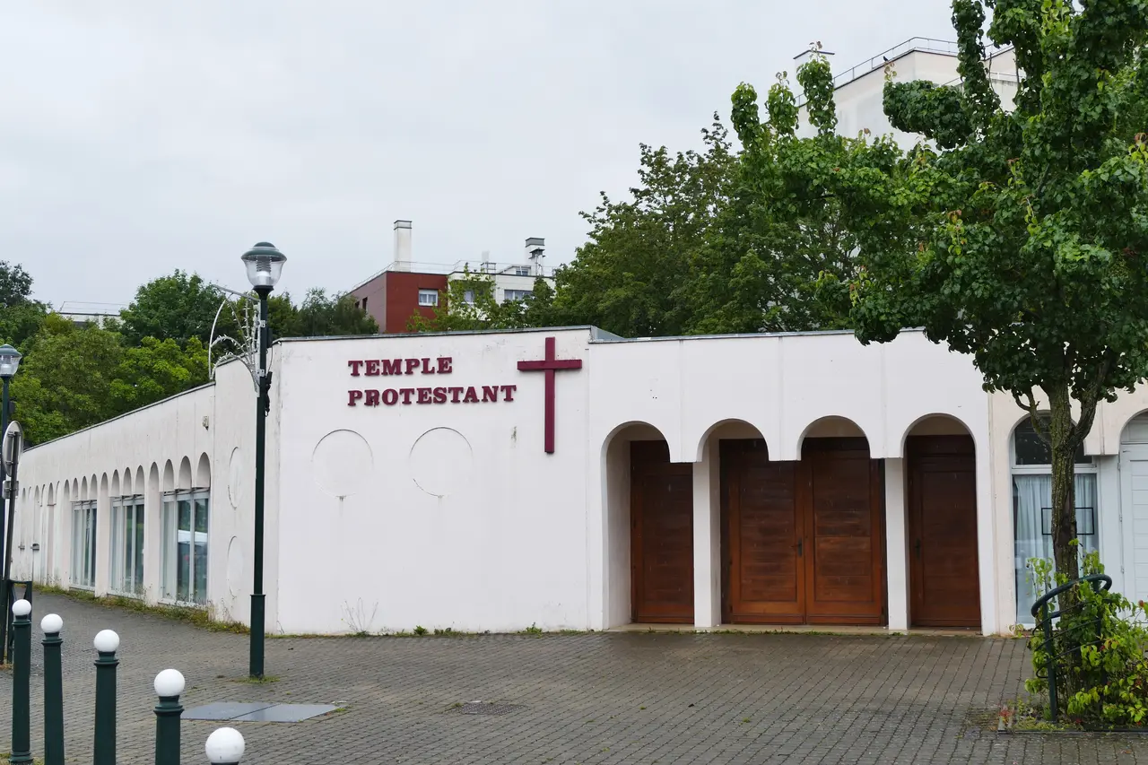 Élancourt - Temple protestant - 1