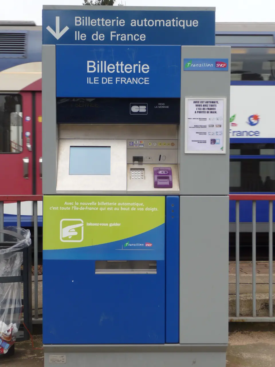 Épône gare - distributeur de billets