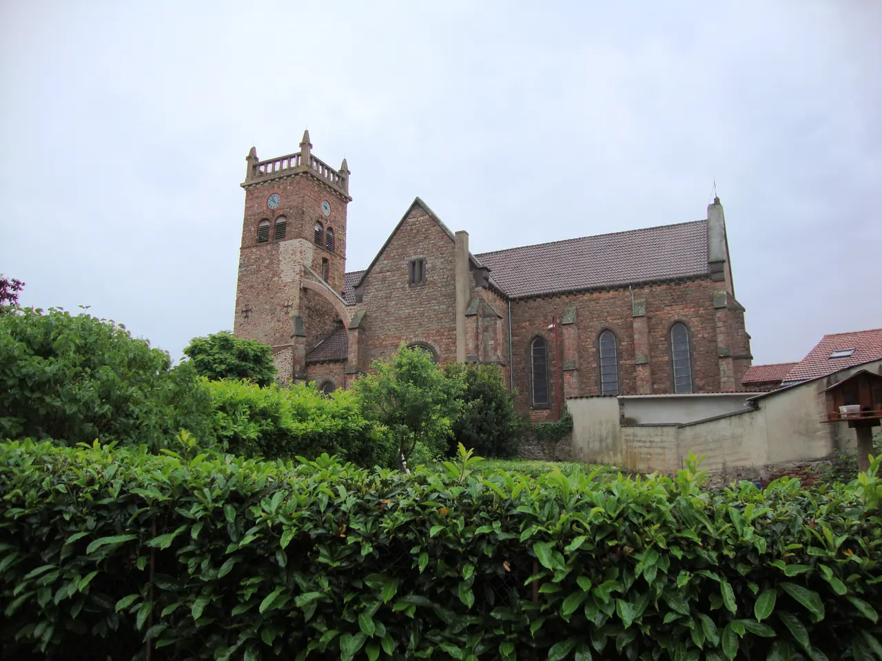 File:St.Cyr-de-Favières (Loire, Fr) église.JPG