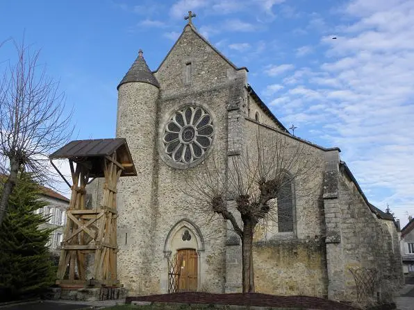 Ferrières-en-Brie (77) Église Saint-Rémy Façade occidentale