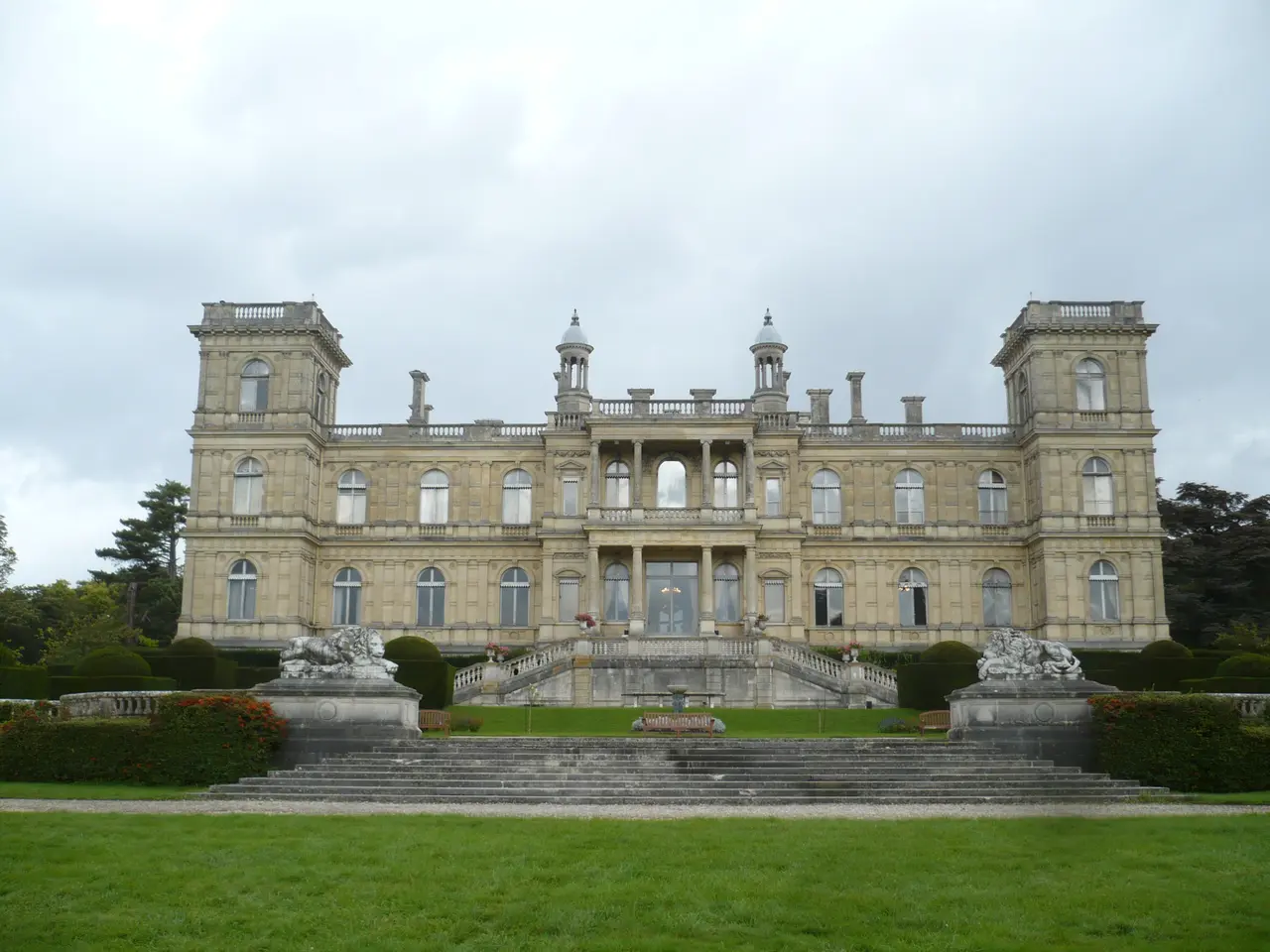 Château de Ferrières (Ferrières-en-Brie) - Arrière