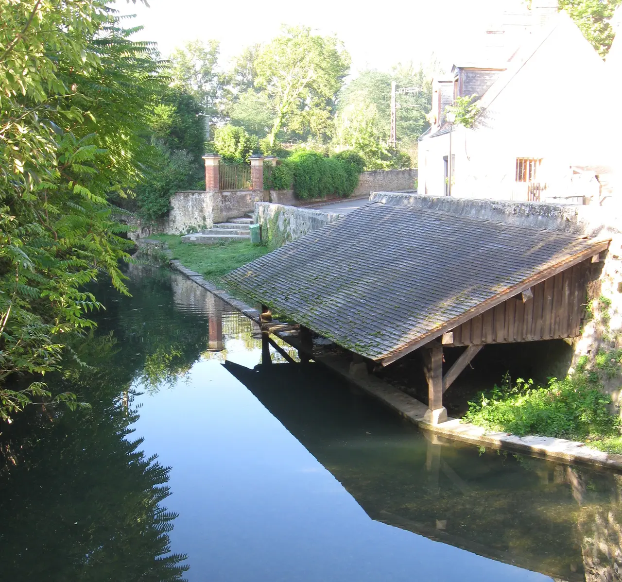 Fontaine-le-Port lavoir