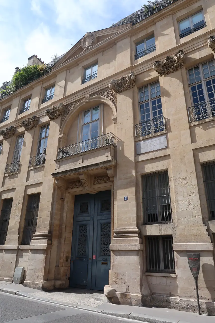 Hôtel de Sourdéac, 8 rue Garancière, Paris 6e 2