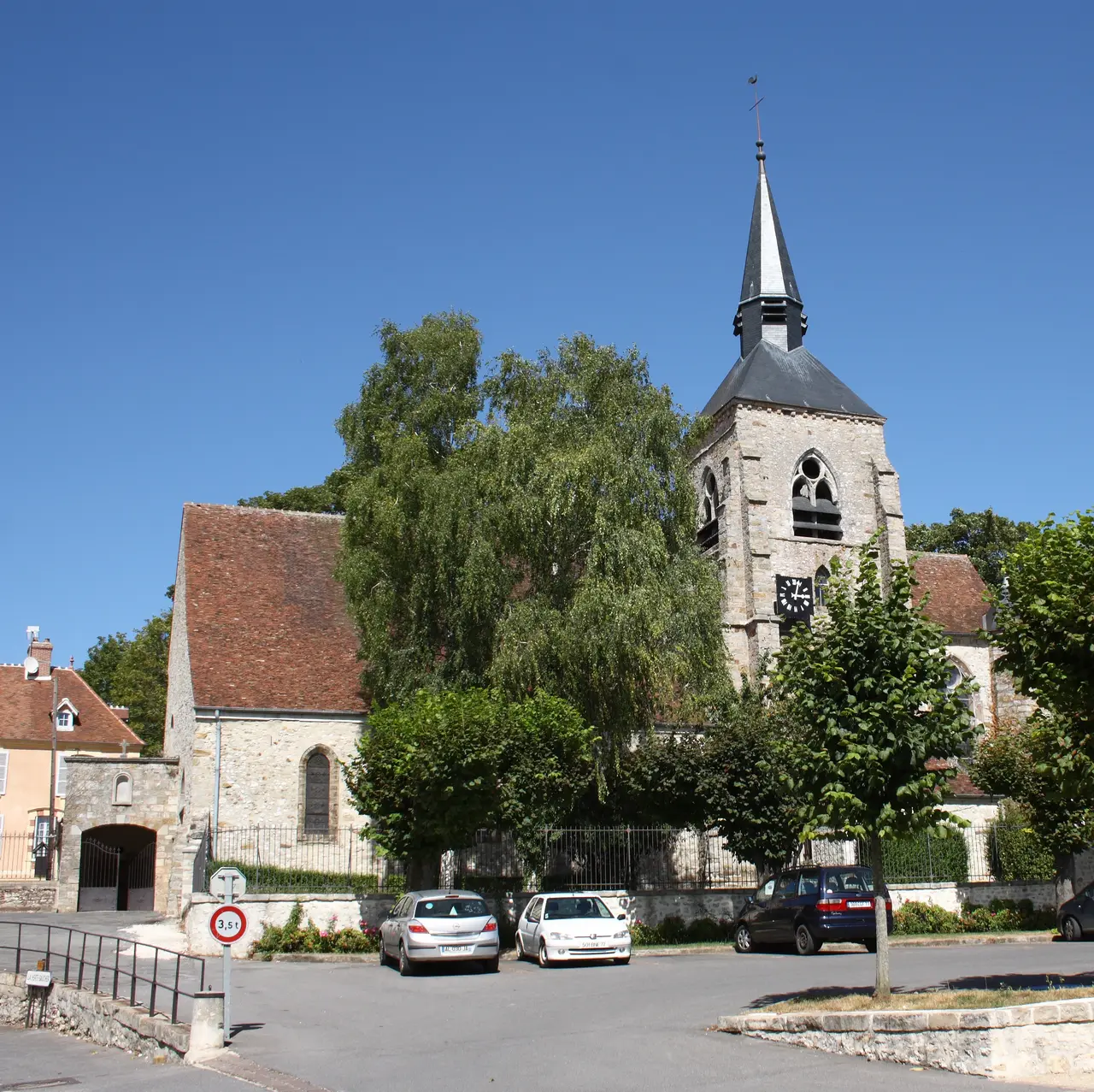 Jouy-sur-Morin Saint-Pierre-Saint-Paul 33