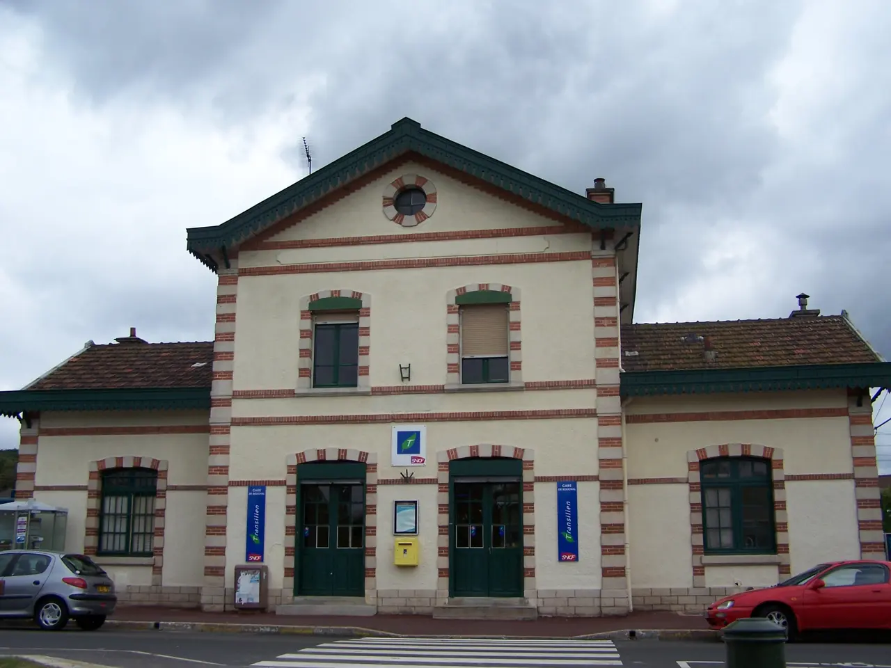 La Celle-Saint-Cloud Gare de Bougival
