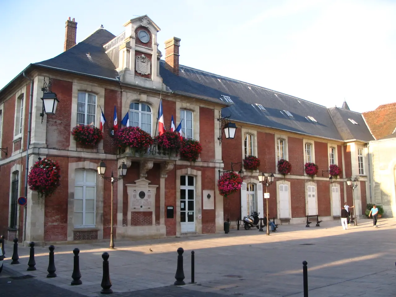 Lagny-sur-Marne - Town Hall - 2