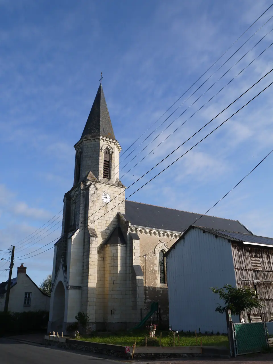 49 La Breille-les-Pins église