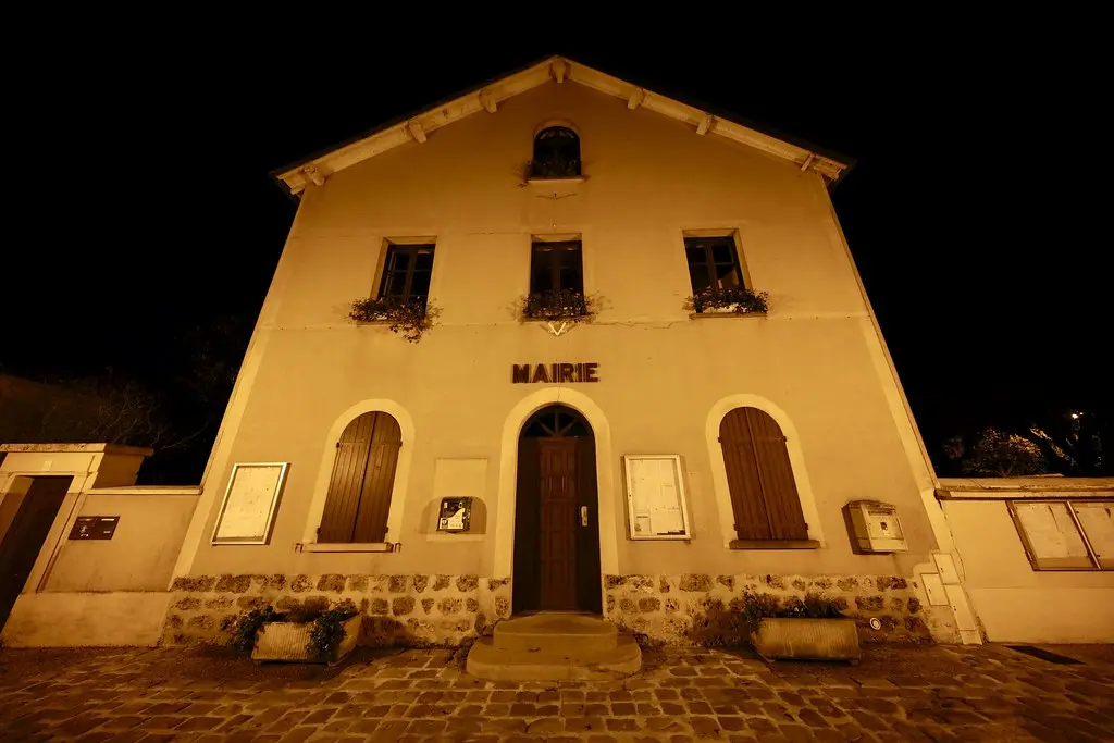 Les Alluets le Roi : Mairie