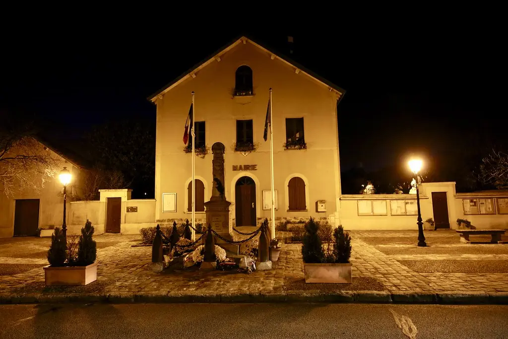 Les Alluets le Roi : Mairie