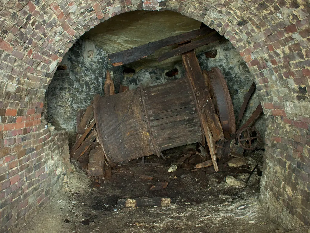 Winch mechanism - Rouleau de funiculaire - Plâtrière de Luzancy