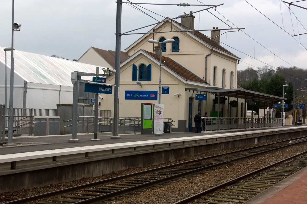 Gare-de-Luzarches IMG 6250