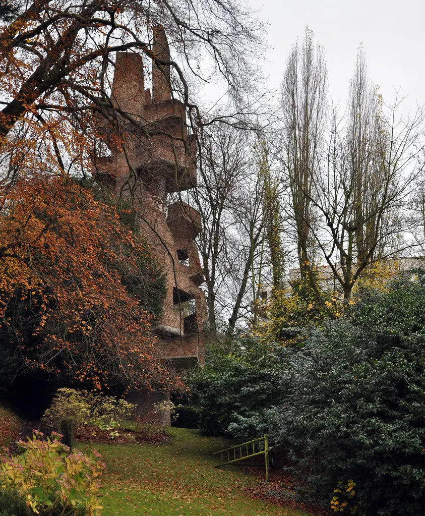 andré bloc, sculpture-habitacle 3, la tour, meudon, paris, france 1966
