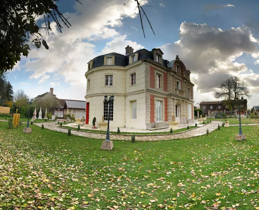 Pagode Thammapathip - Moissy-Cramayel - 9-11-2007 - 12h02