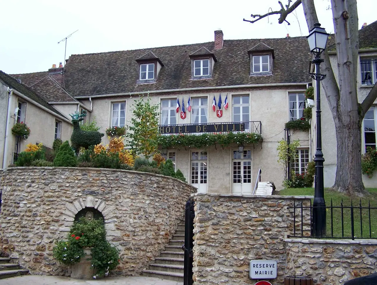 Montfort-l'Amaury Mairie