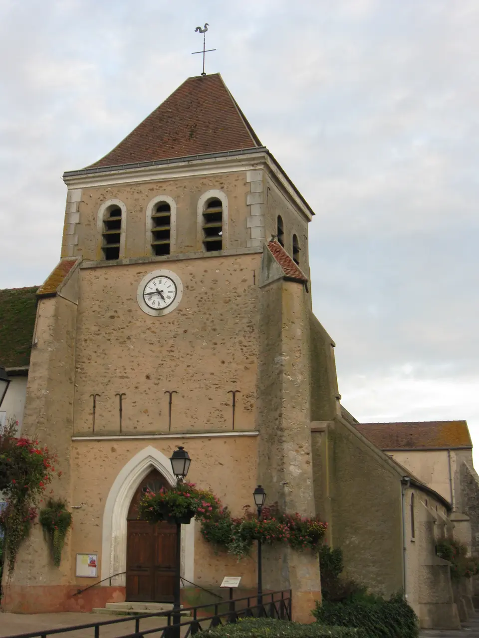 Mouroux église