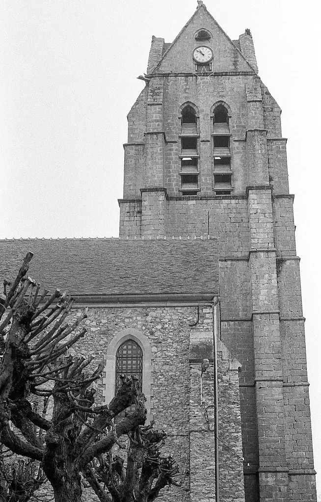 Old church, Presles en Brie