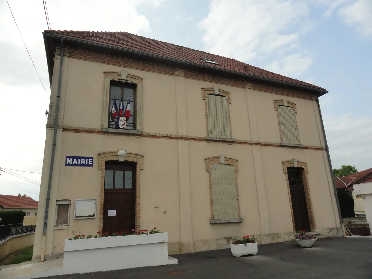 Pringy-51-Town Hall
