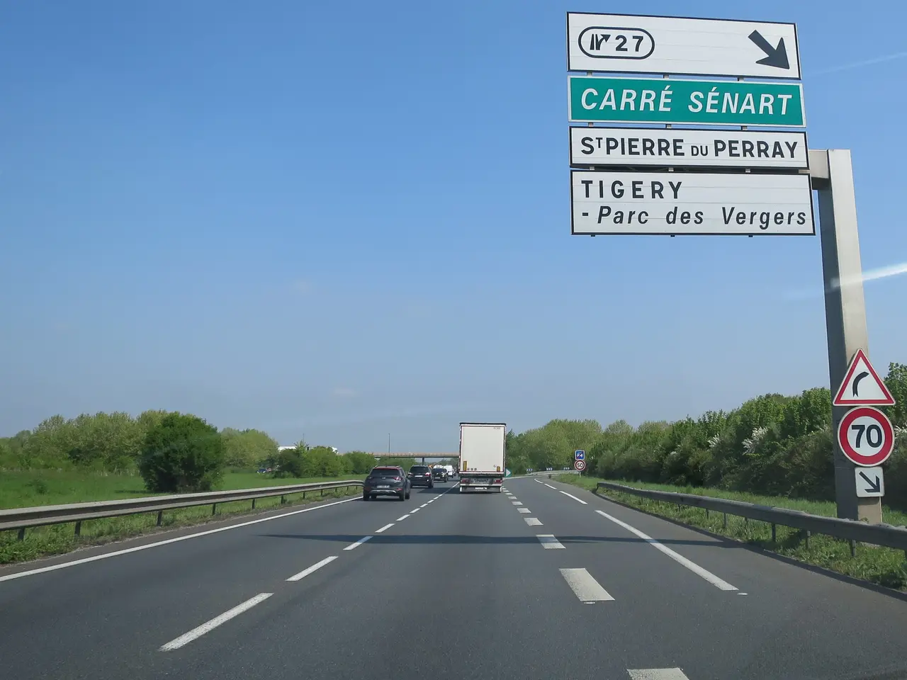 N104 - Saint-Pierre-du-Perray - 2019-04-30 - IMG 0660