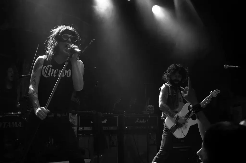 L.A. Guns in Savigny-le-Temple