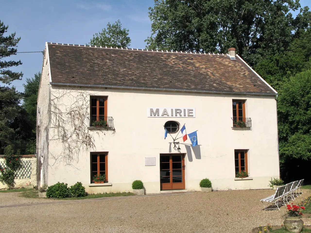Sermaise (Essonne) mairie 1112