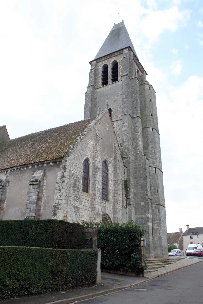 Sonchamp - Église01