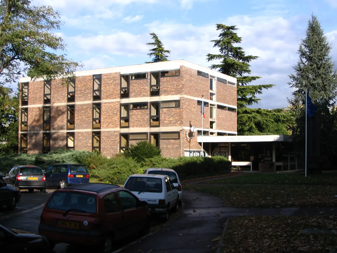 Sucy-en-Brie - Town hall