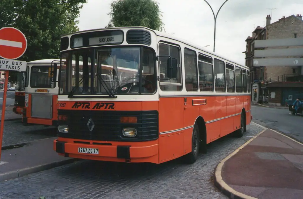 1993 SUCY EN BRIE 94 BUS APTR (1)