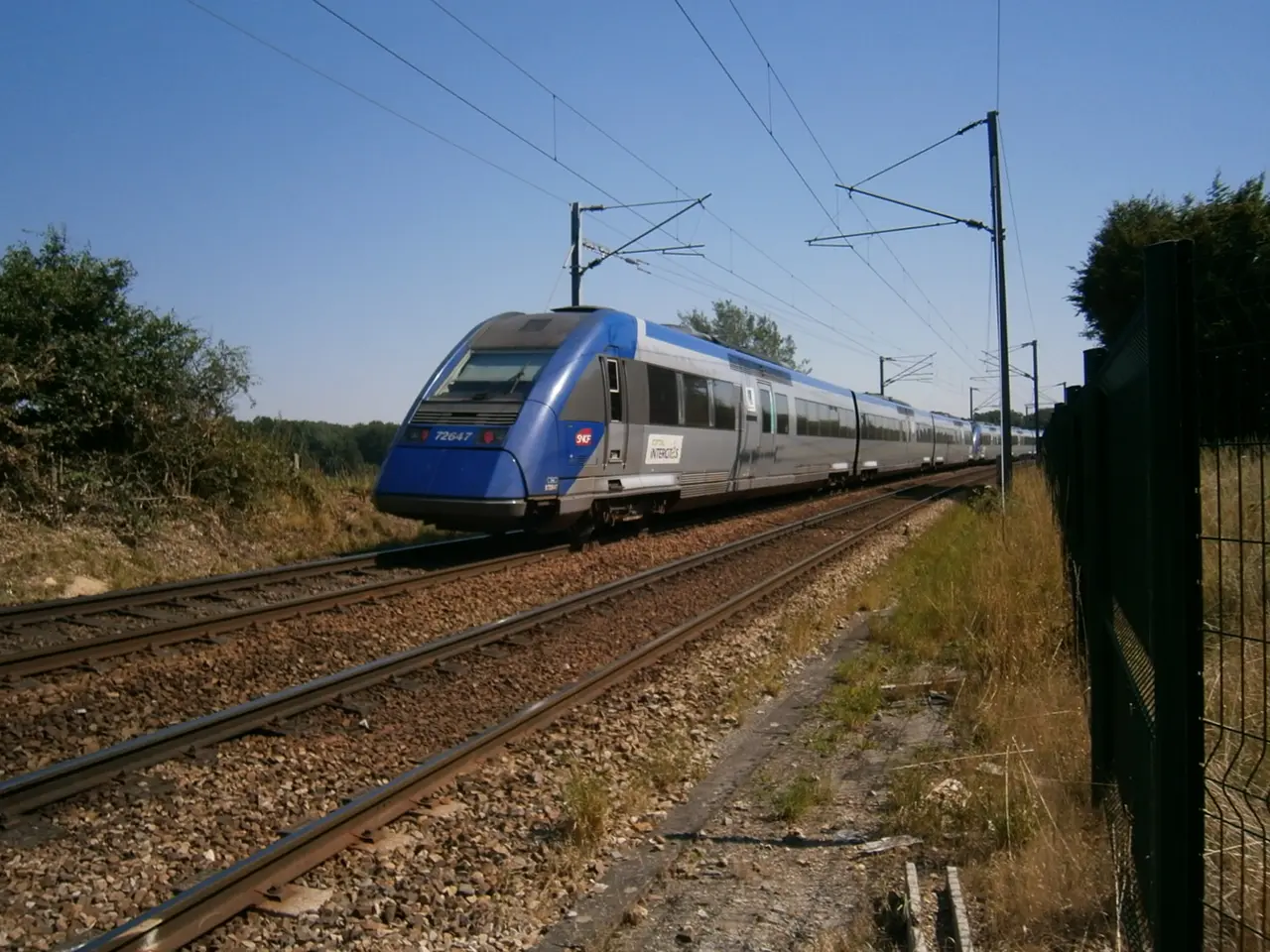 Ligne de Saint-Cyr à Surdon - Tacoignières (78) - UM X 72500 Granville-Paris