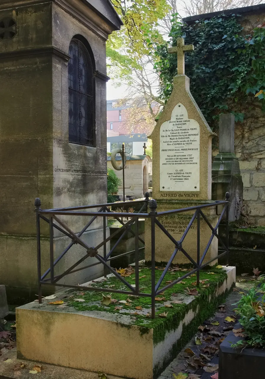 Paris Tombe Vigny 2012