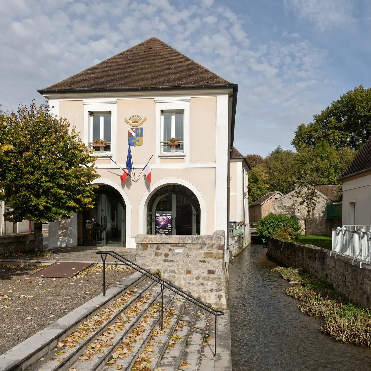 Mairie Orvanne Voulx 2017-10