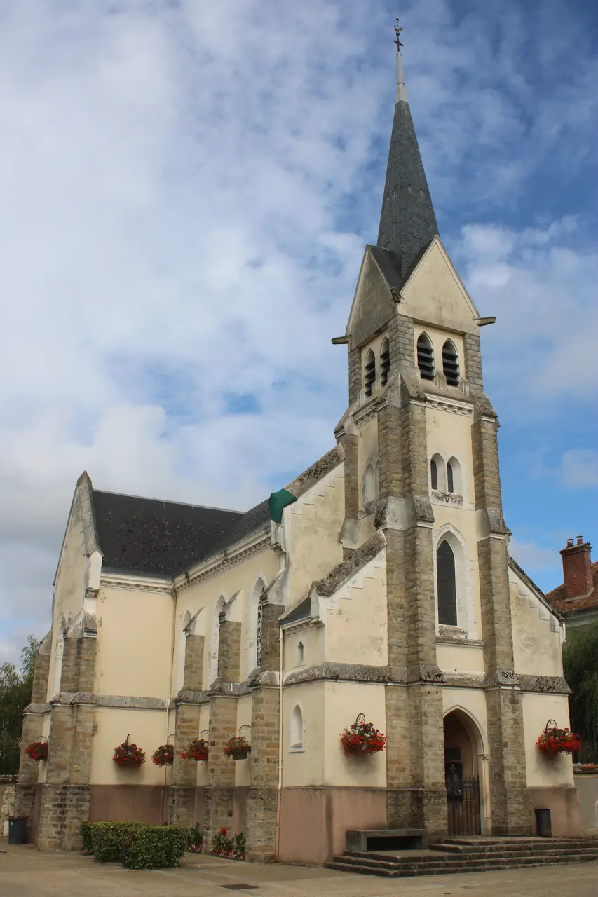 2021-08-04 11-27-00 - Vulaines-sur-Seine - Église Saint-Éloi