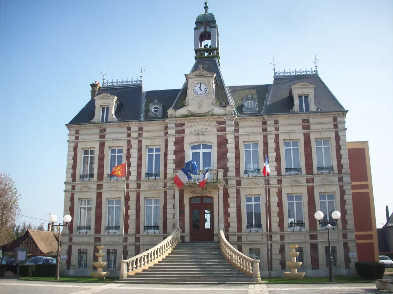 Bourg-Achard - mairie