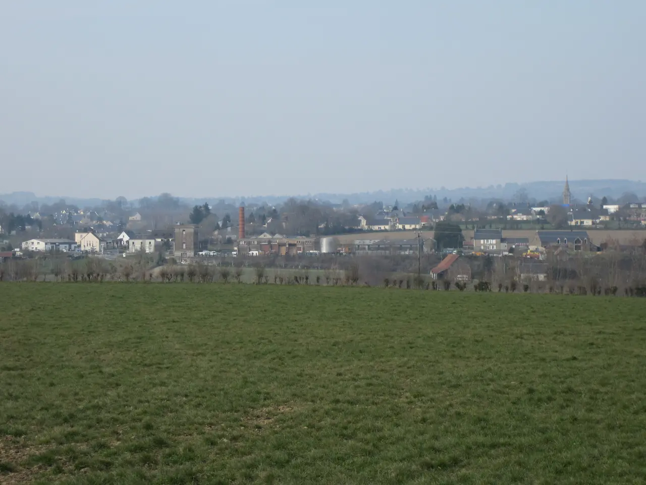 Panorama sur Brécey depuis le chateau de Vassy (3)