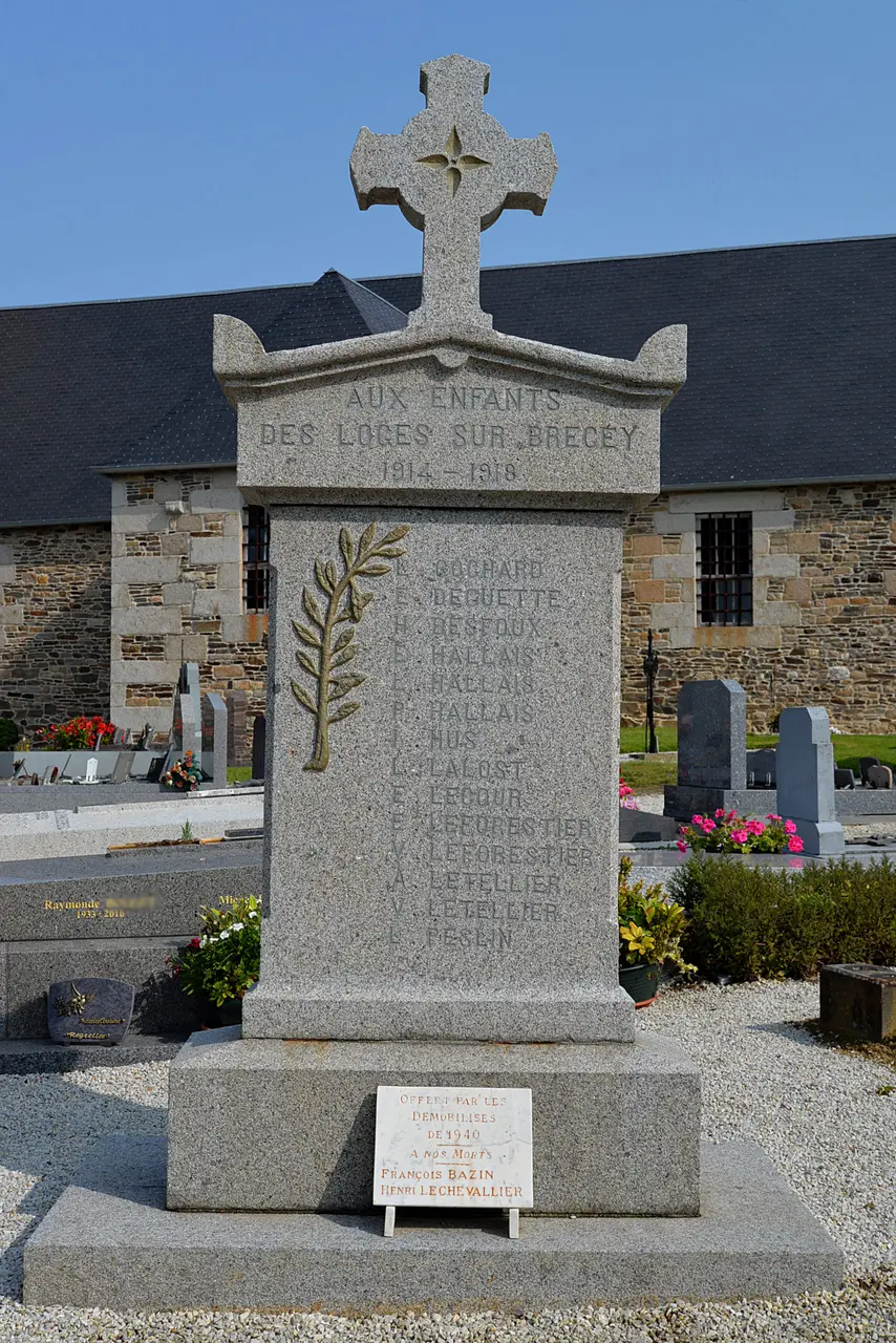 Monument aux morts des Loges-sur-Brécey