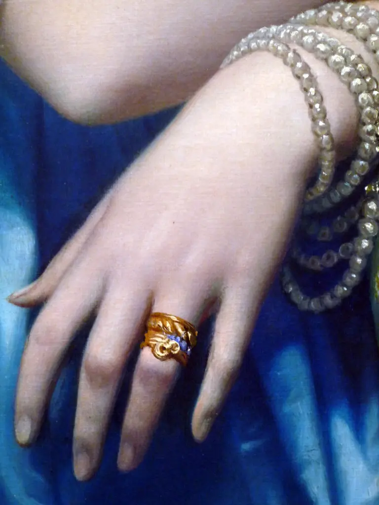 Broglie hand