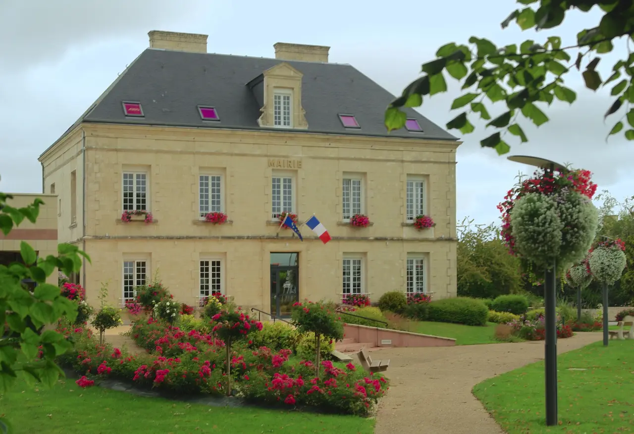 Carpiquet mairie