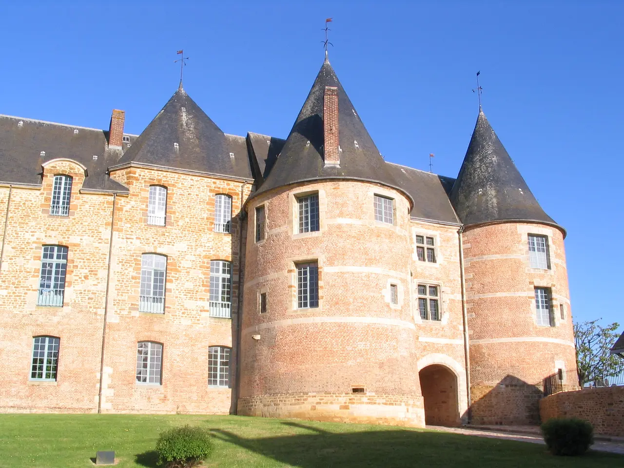 Chateau gacé 01