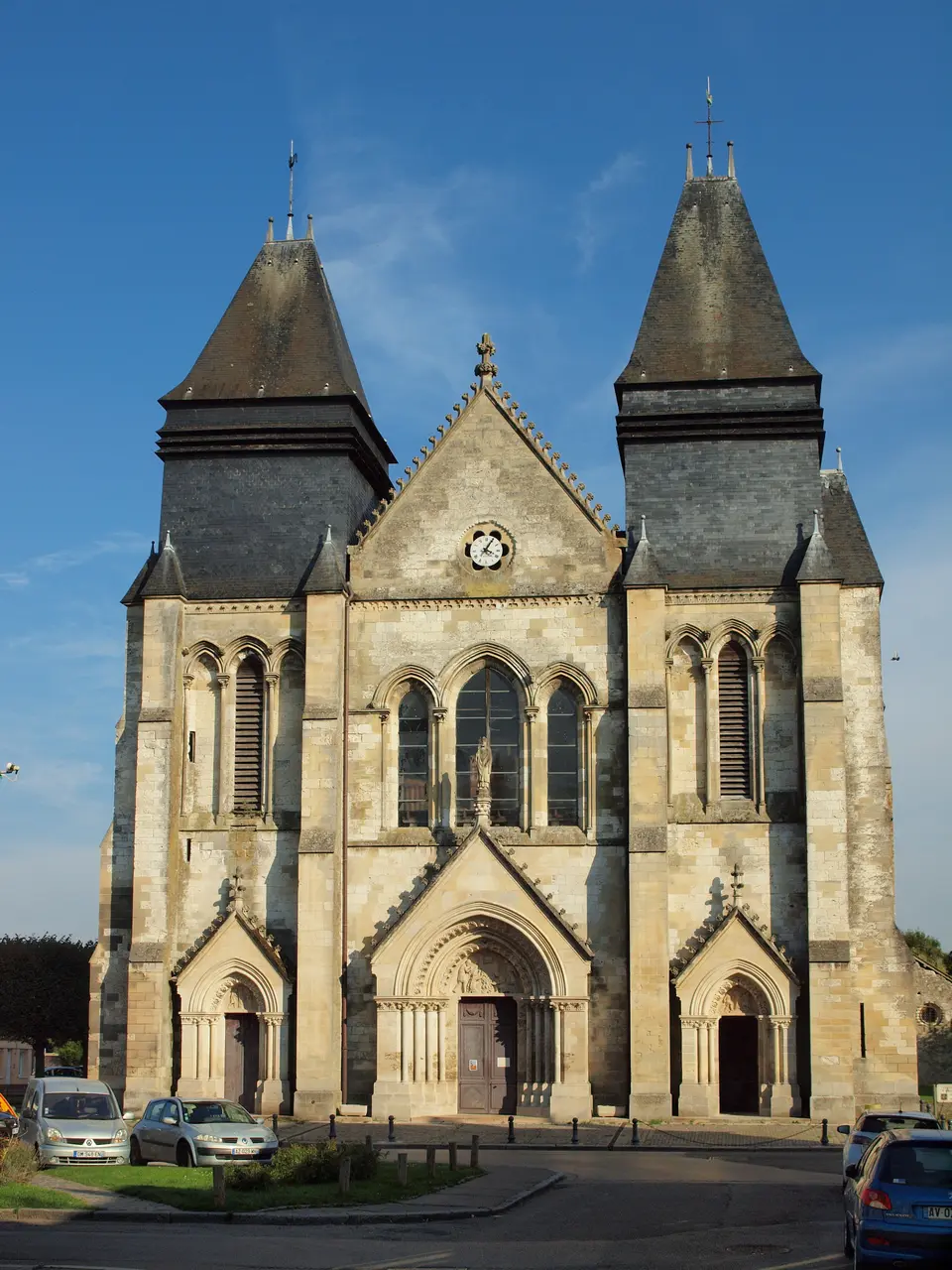 Gournay-en-Bray-FR-76-collégiale Saint-Hildevert-extérieur-01