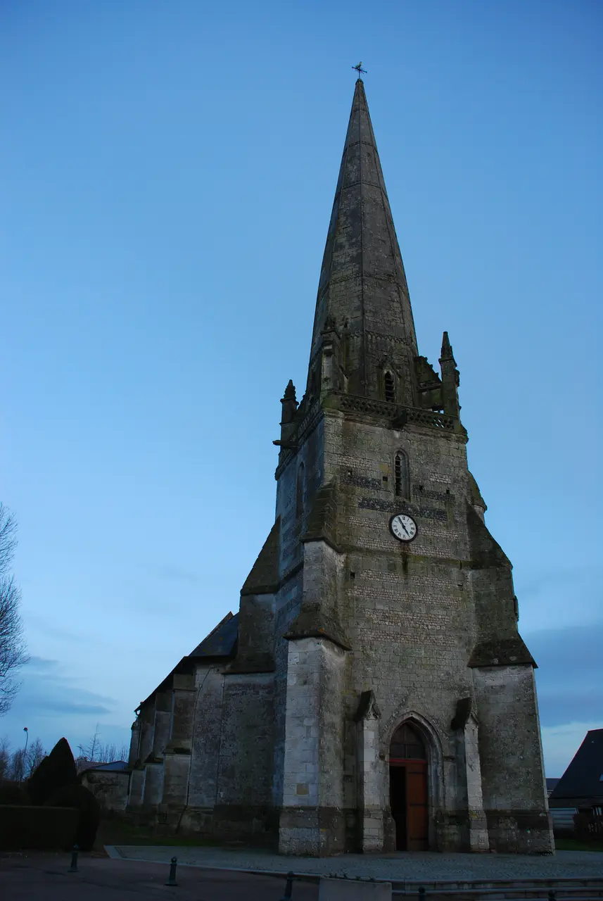 Eglise Saint Leonard de la Cerlangue jour