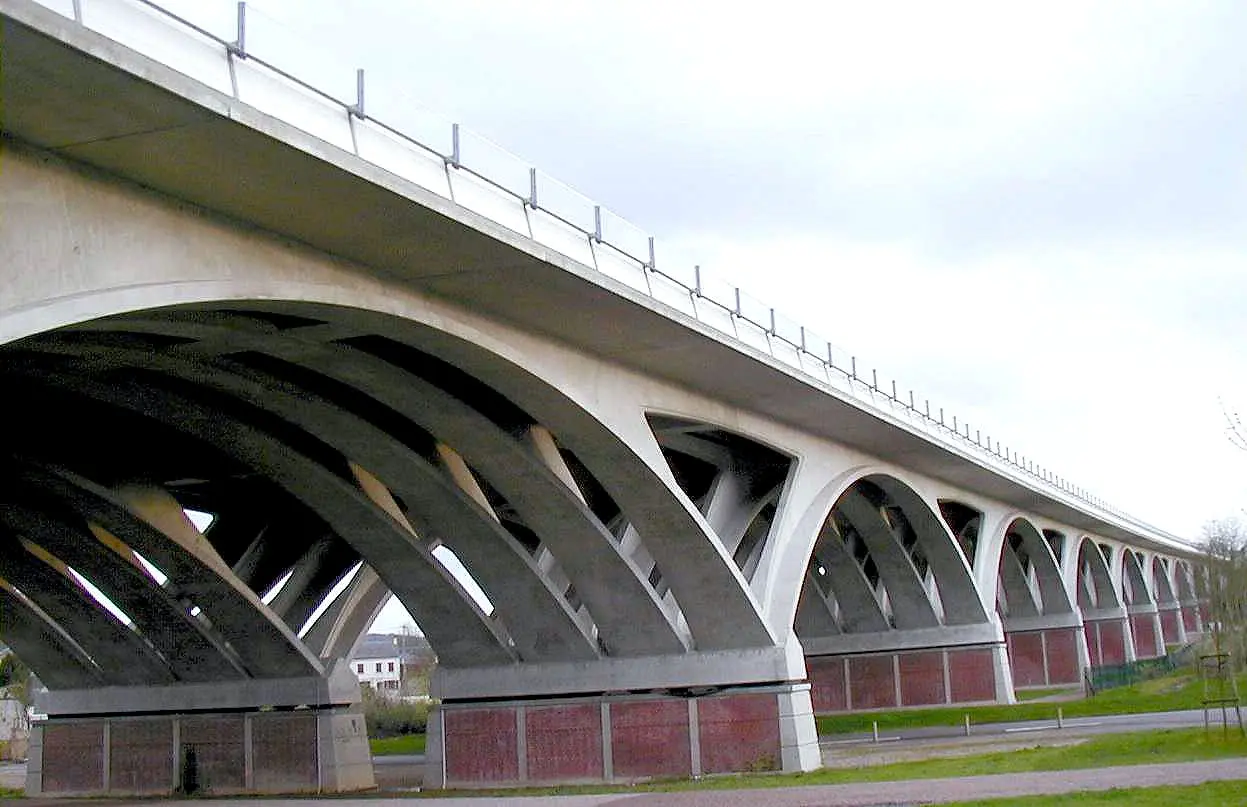 Viaduc de la Rivière Saint-Sauveur (A29)