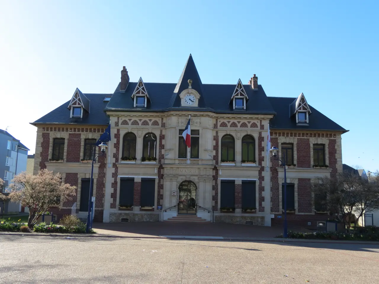 Malaunay - mairie