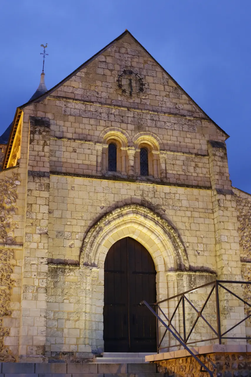 Manéglise - Église Saint-Germain 03