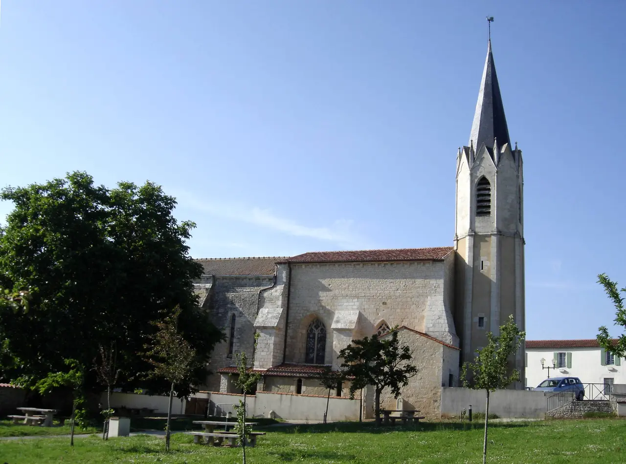 Mouzeuil St Martin église