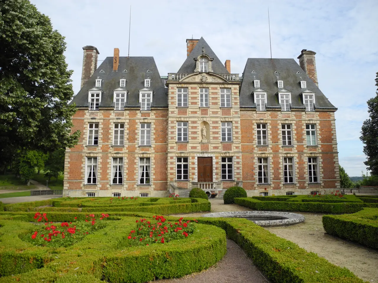Château de Ménilles - façade 2