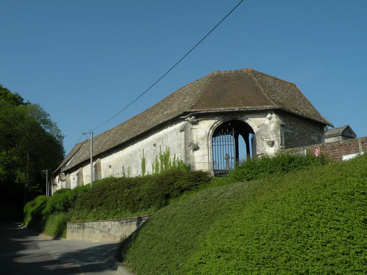 Montivilliers - Aître de Brisgaret extérieur