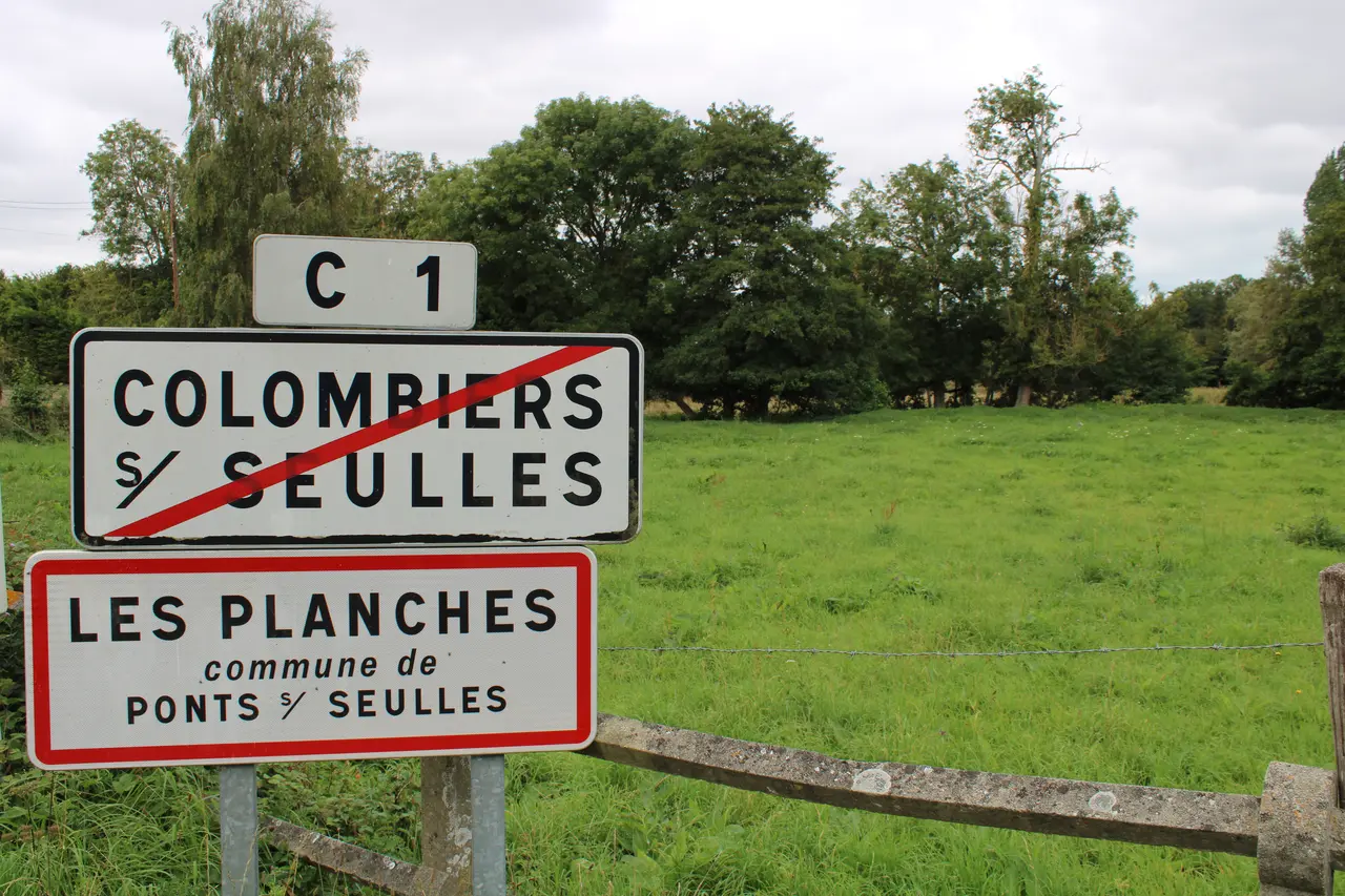 Ponts sur Seulles Entrée