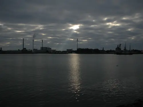 Copenhagen sunrise after Kulturnatten 2006 with 'rays' - darker version