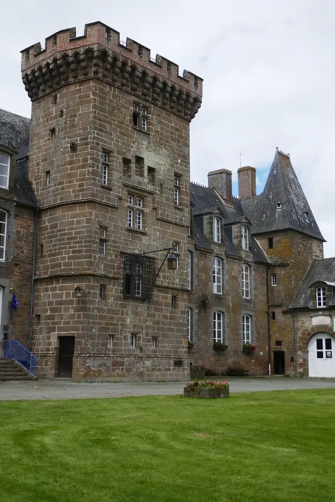 Donjon du XVe, château (XIVe, XVe, XVIIIe), Rânes, pays d'Houlme, Orne, Normandie, France.